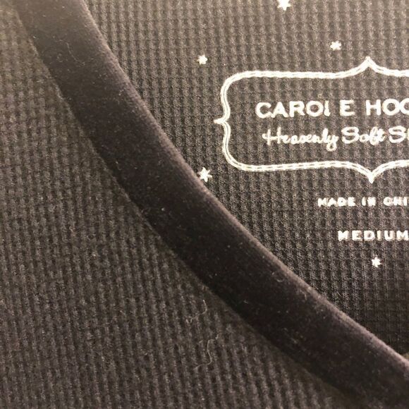 Carole E Hochman sweater was very expensive . - Picture 3 of 4